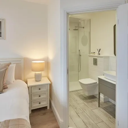 Host & - Solimar House Holiday home *
